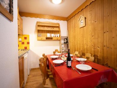 Vacances en montagne Appartement 2 pièces 6 personnes (5) - Balcons d'Olympie - Les Menuires - Séjour