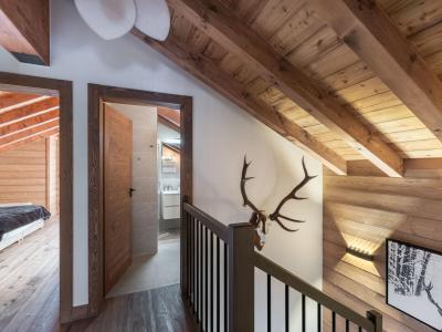 Holiday in mountain resort 6 room duplex apartment 12 people - Bolero - Méribel - Corridor