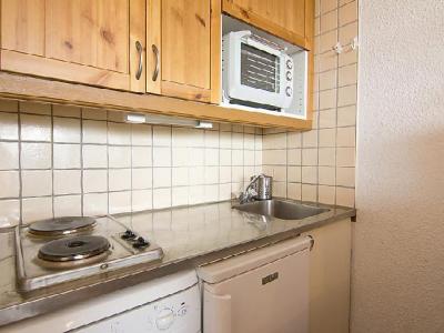 Holiday in mountain resort 2 room apartment 5 people (6) - Brelin - Les Menuires - Kitchenette