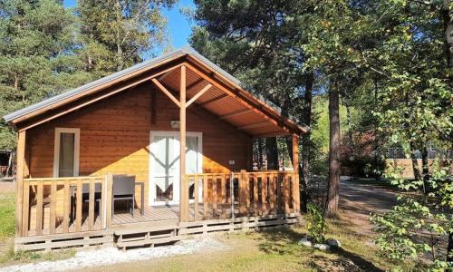 Vacaciones en montaña Mobil-Home 3 piezas para 6 personas (Confort 24m²) - Camping Caravaneige L'Iscle de Prelles - Saint-Martin-de-Queyrières - Verano