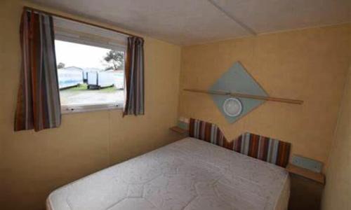 Holiday in mountain resort 3 room Mobil-Home 4 people (26m²) - Camping Flower l’Epi Bleu - Banon - Summer outside