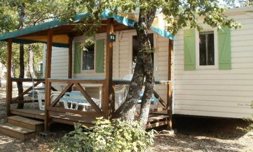 Holiday in mountain resort 3 room Mobil-Home 4 people (Confort 26m²) - Camping Flower l’Epi Bleu - Banon - Summer outside