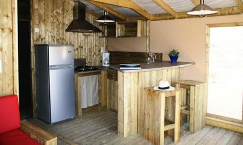 Holiday in mountain resort 3 room chalet 5 people (32m²) - Camping Flower la Beaume - Esparron-de-Verdon - Summer outside