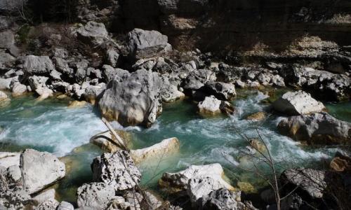 Wakacje w górach Camping Flower la Beaume - Esparron-de-Verdon - Na zewnątrz latem