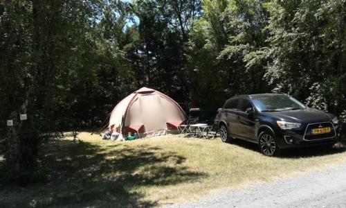 Urlaub in den Bergen Camping Flower le Clot du Jay - Clamensane - Draußen im Sommer