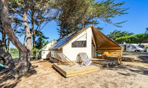 Holiday in mountain resort 3 room apartment 4 people (21m²) - Camping Flower le Clot du Jay - Clamensane - Summer outside