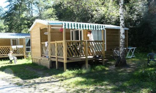 Wakacje w górach Mobil-home 3 pokojowy dla 4 osób (34m²) - Camping Flower Ser Sirant - Saint-Théoffrey - Na zewnątrz latem