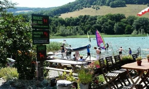 Wakacje w górach Camping Flower Ser Sirant - Saint-Théoffrey - Na zewnątrz latem