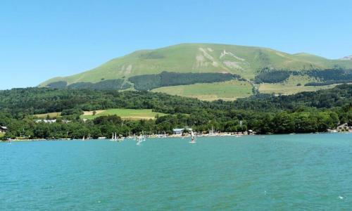 Wakacje w górach Camping Flower Ser Sirant - Saint-Théoffrey - Na zewnątrz latem