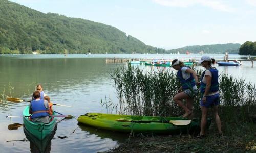 Wakacje w górach Camping Flower Ser Sirant - Saint-Théoffrey - Na zewnątrz latem