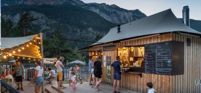 Urlaub in den Bergen Camping La Clarée - Val-des-Prés - Draußen im Sommer