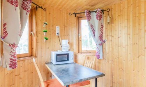 Wakacje w górach Domek górski 2 pokojowy 2 osób (15m²) - Camping Le Champ Long - La Salle-en-Beaumont - Na zewnątrz latem