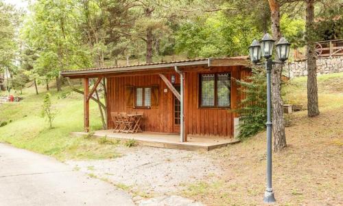 Wakacje w górach Domek górski 1 pokojowy 2 osób (25m²) - Camping Le Champ Long - La Salle-en-Beaumont - Na zewnątrz latem