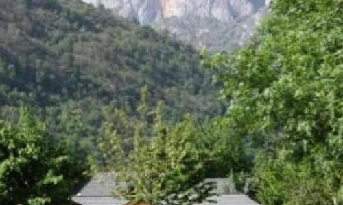 Vacanze in montagna Camping Le Pas de l'Ours - Aston - Esteriore estate