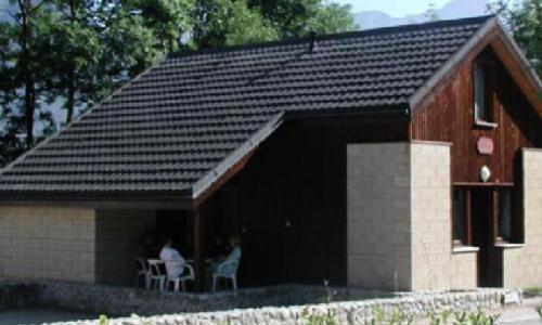 Vacanze in montagna Chalet 3 stanze per 6 persone (60m²) - Camping Le Pas de l'Ours - Aston - Esteriore estate