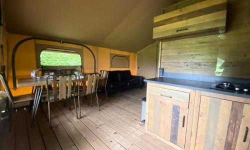 Urlaub in den Bergen 3-Zimmer-Appartment für 5 Personen (46m²) - Camping Les Fontaines - Lathuile - Draußen im Sommer
