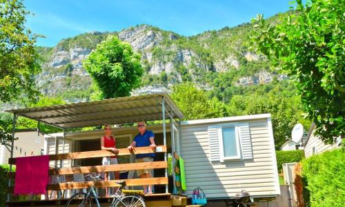 Wakacje w górach Mobil-home 3 pokojowy dla 5 osób (27m²) - Camping Les Fontaines - Lathuile - Na zewnątrz latem