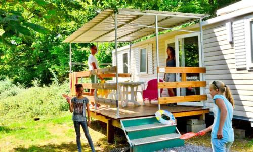 Wakacje w górach Mobil-home 4 pokojowy dla 6 osób (32m²) - Camping Les Fontaines - Lathuile - Na zewnątrz latem
