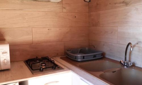 Vacances en montagne Chalet 3 pièces 4 personnes (30m²) - Camping Les Jardins d'Estavar - Estavar - Extérieur été