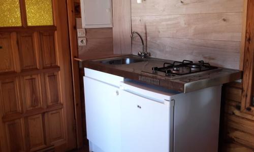 Vakantie in de bergen Mobile-Home 2 kamers 2 personen (24m²) - Camping Les Jardins d'Estavar - Estavar - Buiten zomer