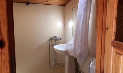 Holiday in mountain resort 2 room Mobil-Home 2 people (24m²) - Camping Les Jardins d'Estavar - Estavar - Summer outside