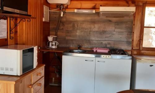 Vakantie in de bergen Mobile-Home 1 kamers 2 personen (20m²) - Camping Les Jardins d'Estavar - Estavar - Buiten zomer