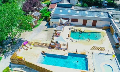 Каникулы в горах Camping Maeva Escapades des Gaves - Laruns - летом под открытым небом