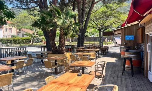 Wakacje w górach Camping Paradis le Vallespir - Arles-sur-Tech - Na zewnątrz latem