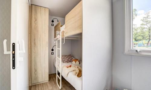 Urlaub in den Bergen 3-Zimmer-Mobilheim für 4 Personen (34m²) - Camping Sandaya la Nublière - Doussard - Draußen im Sommer