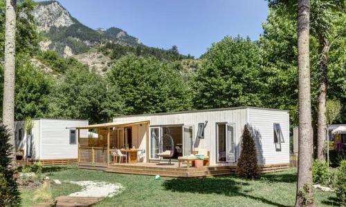 Urlaub in den Bergen Camping Sandaya le Domaine du Verdon - Castellane - Draußen im Sommer