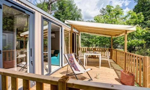 Urlaub in den Bergen 3-Zimmer-Mobilheim für 4 Personen (33m²) - Camping Sandaya le Domaine du Verdon - Castellane - Draußen im Sommer