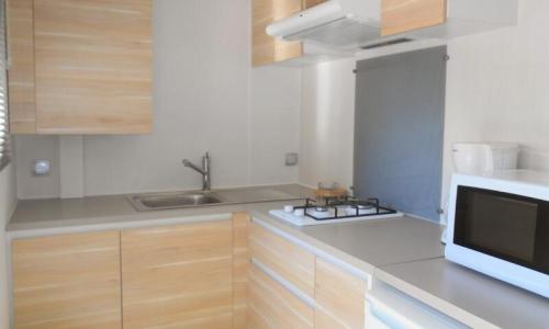 Vacaciones en montaña Mobil-Home 2 piezas para 2 personas (20m²) - Camping Tikayan La Pinatelle - Saint-Auban - Verano