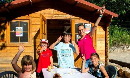 Holiday in mountain resort Camping Tikayan Saint Clair - Moustiers-Sainte-Marie - Summer outside