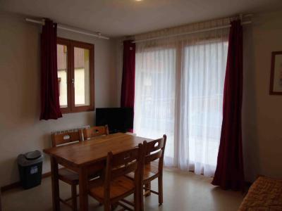 Holiday in mountain resort 2 room apartment 4 people (G04) - Chalet Arrondaz - Valfréjus - Living room