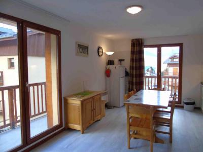 Holiday in mountain resort 3 room apartment cabin 6 people (E3) - Chalet Arrondaz - Valfréjus - Living room