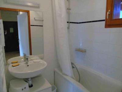 Holiday in mountain resort 3 room apartment cabin 6 people (I34) - Chalet Arrondaz - Valfréjus - Bathroom