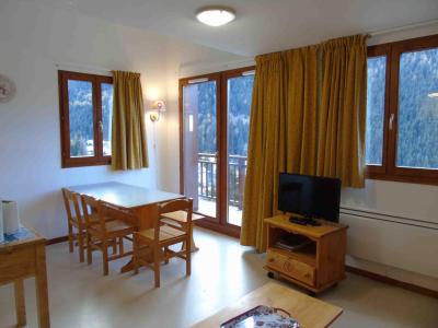 Holiday in mountain resort 3 room apartment cabin 6 people (J32) - Chalet Arrondaz - Valfréjus - Living room