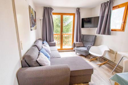 Holiday in mountain resort 3 room apartment cabin 8 people (A4) - Chalet Arrondaz A - Valfréjus - Living room