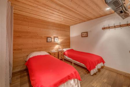 Holiday in mountain resort 7 room chalet 12 people (CH) - Chalet Aspen - Tignes - Double bed