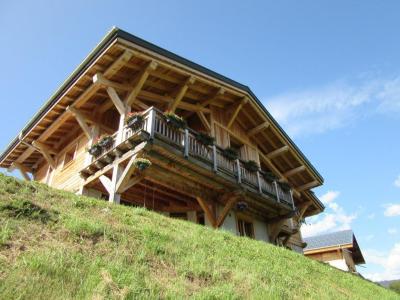 Rent in ski resort 3 room apartment 6 people - Chalet Authentique - Les Gets - Summer outside