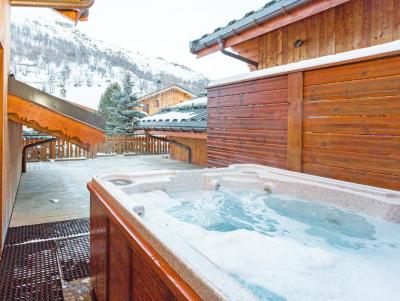 Holiday in mountain resort 9 room chalet 15 people - Chalet Bettaix Eden - Les Menuires - Jacuzzi