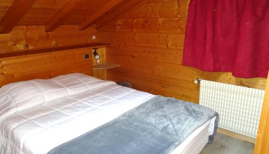 Holiday in mountain resort 5 room duplex apartment 10 people - Chalet Blanc - Les Gets - Bedroom