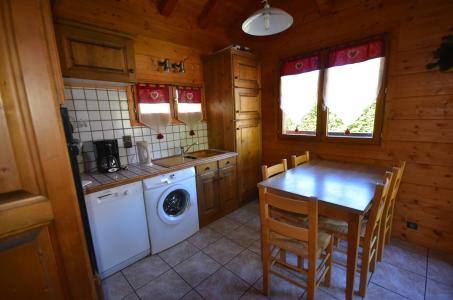 Holiday in mountain resort 5 room duplex apartment 10 people - Chalet Blanc - Les Gets - Kitchenette