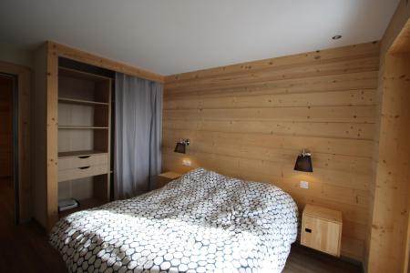 Holiday in mountain resort 5 room duplex chalet 12 people - Chalet Bonhomme - Chamrousse - Double bed