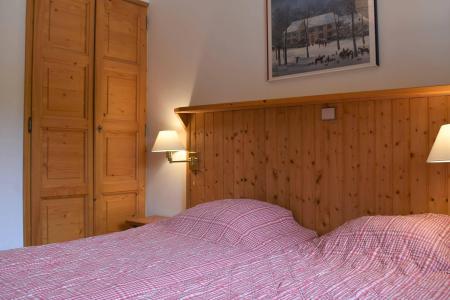 Holiday in mountain resort 3 room duplex chalet 6 people (MRB000-107) - Chalet Bonmartin - Méribel - Cabin