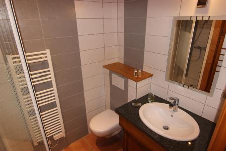 Holiday in mountain resort 3 room apartment 6 people (2) - Chalet Bouquetin - Val Thorens - Shower room