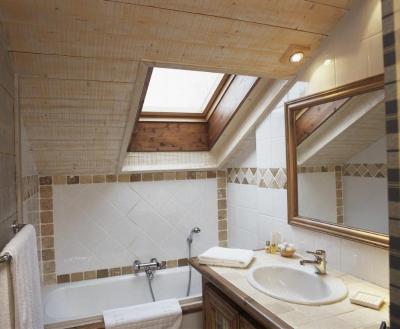 Holiday in mountain resort Chalet Brioche - Méribel - Bathroom