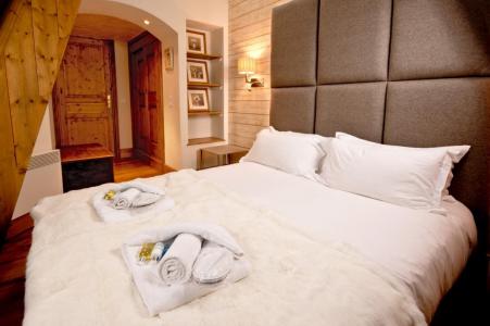 Holiday in mountain resort Chalet Brioche - Méribel - Bedroom