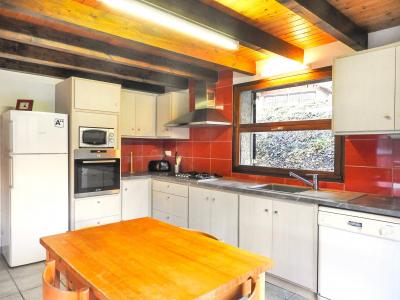 Holiday in mountain resort Chalet Carella - Champagny-en-Vanoise - Kitchen
