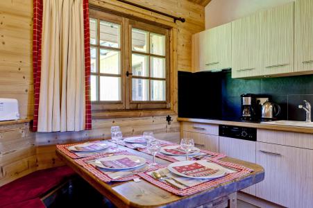 Holiday in mountain resort 3 room duplex chalet 6 people - Chalet Carlina Extension - La Tania - Kitchen